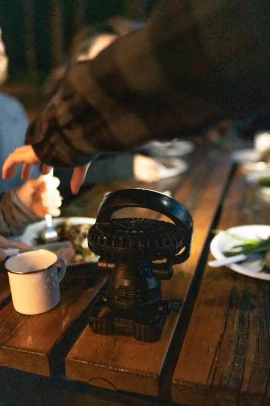 CAMPING LANTERN WITH FAN - 18